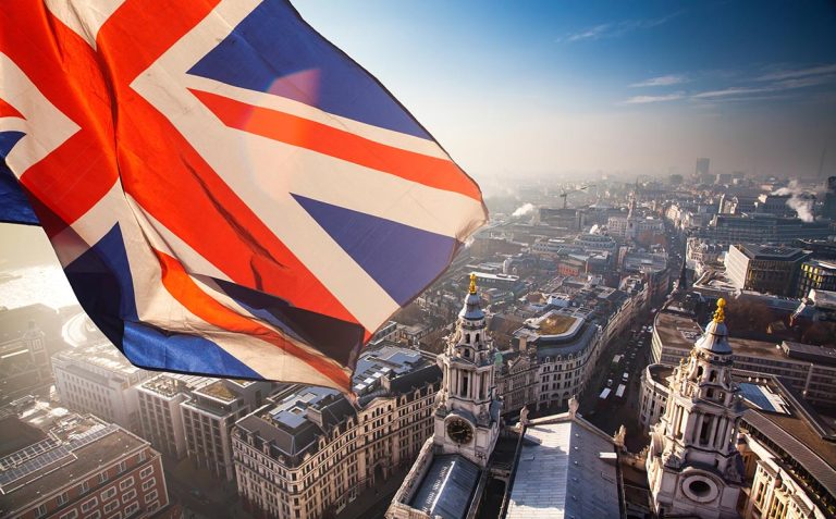 Relocate to United Kingdom: turning your business into UK-registered company